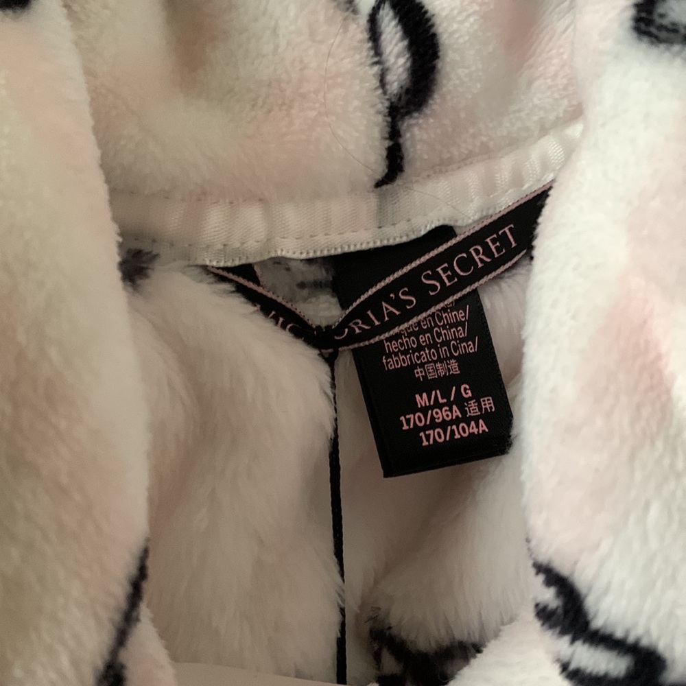 Victoria Secret bath rope - Picture 3 of 3